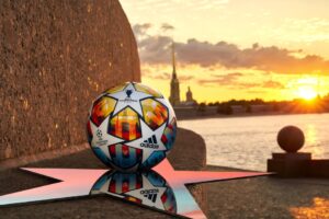 adidas UEFA Şampiyonlar Ligi Resmi Maç Topu